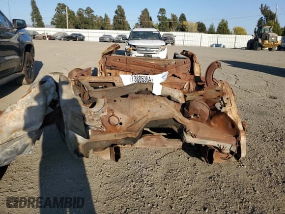 ✅ 2002 Chevrolet Silverado 1500 LS • VIN: 2GCEC19V821283255 • Лот: 73806364. Опубликован ранее на Copart с пробегом Не указан. Бесплатный доступ к архиву аукционных продаж из США и подробный отчёт об истории автомобиля на DreamBid. Изображение 5.