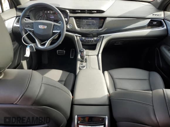 ✅ 2024 Cadillac XT6 AWD Sport • VIN: 1GYKPGRS5RZ715506 • Lot: 56498485. Listed on Copart with 9,361 mi. Free auction sales archive from the USA and detailed vehicle history report at DreamBid. Image 8.