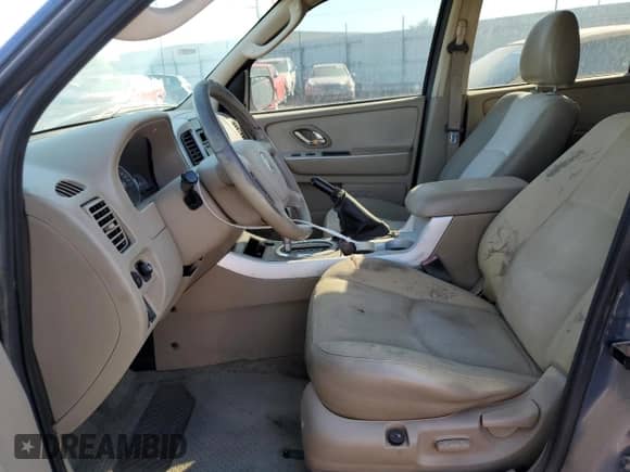 2005 Mercury Mariner Luxury with VIN 4M2YU56145DJ15201, listed as a Copart auction lot 66513365 with 136,184 mi miles and Clean title. Bid and sale history available at DreamBid. Image 7.