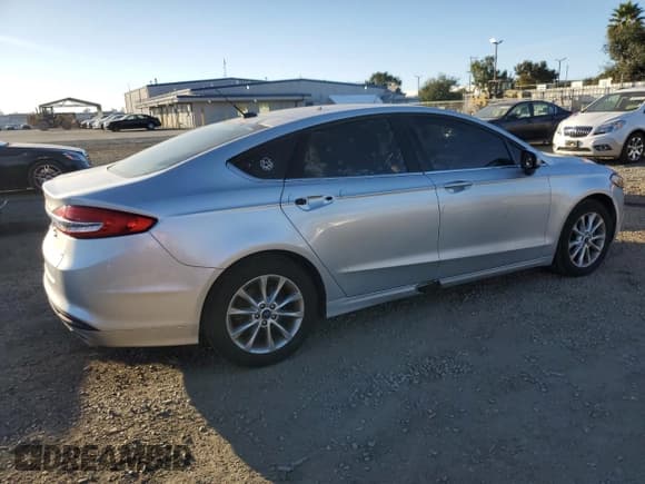 ✅ 2017 Ford Fusion SE • VIN: 3FA6P0H71HR248413 • Лот: 90285255. Опубликован ранее на Copart с пробегом 90 497 миль. Бесплатный доступ к архиву аукционных продаж из США и подробный отчёт об истории автомобиля на DreamBid. Изображение 3.