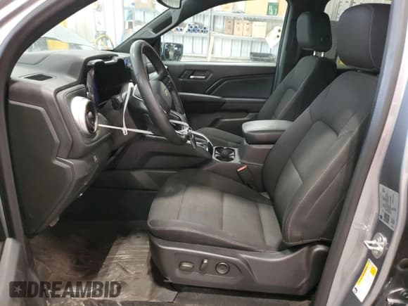 ✅ 2023 Chevrolet Colorado 4WD LT • VIN: 1GCPTCEK4P1268801 • Лот: 71677144. Опубликован ранее на Copart с пробегом 31 766 миль. Бесплатный доступ к архиву аукционных продаж из США и подробный отчёт об истории автомобиля на DreamBid. Изображение 7.