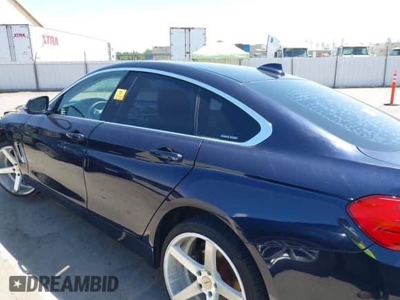 ✅ 2015 BMW 4 Series 428i • VIN: WBA4A9C53FGL85397 • Lot: 42402692. Listed on IAAI with 163,115 mi. Free auction sales archive from the USA and detailed vehicle history report at DreamBid. Image 13.