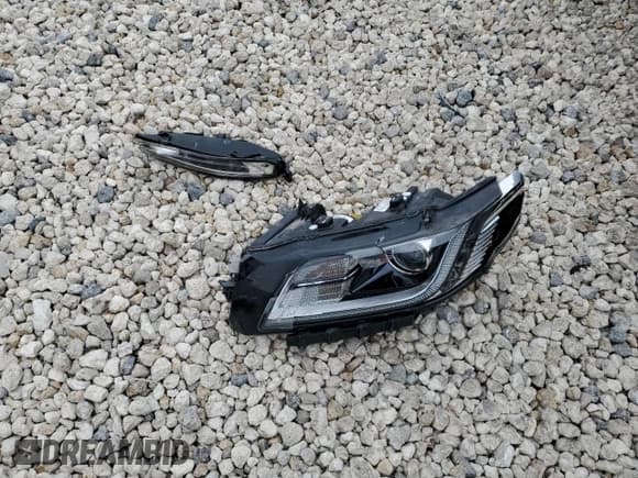 ✅ 2018 Lincoln Continental Reserve • VIN: 1LN6L9NP0J5606281 • Lot: 89105885. Listed on Copart with 56,781 mi. Free auction sales archive from the USA and detailed vehicle history report at DreamBid. Image 12.