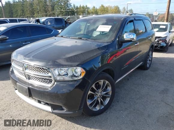 ✅ 2011 Dodge Durango Citadel • VIN: 1D4SE5GT1BC674590 • Lot: 43390918. Wystawiony na IAAI z przebiegiem 143 280 mil. Bezpłatny archiwum sprzedaży aukcyjnych z USA i szczegółowy raport historii pojazdu na DreamBid. Zdjęcie 2.