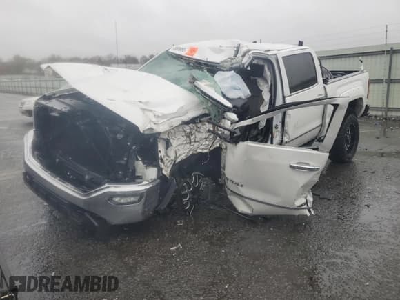 ✅ 2017 GMC Sierra 1500 SLE • VIN: 3GTU2MEC9HG232352 • Lot: 90608955. Wystawiony na Copart z przebiegiem Nie podano. Bezpłatny archiwum sprzedaży aukcyjnych z USA i szczegółowy raport historii pojazdu na DreamBid. Zdjęcie 1.