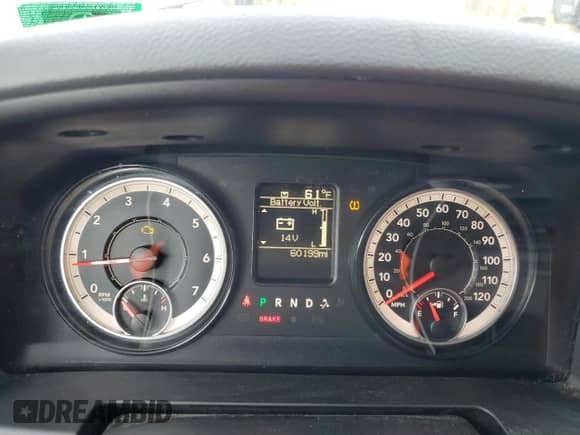 2017 Ram 1500 Express z VIN 1C6RR7FG5HS698218, wystawiony jako Copart lot #85489645 z przebiegiem 60 199 mil mil oraz Czysty tytuł • Clean title. Historia ofert i sprzedaży dostępna na DreamBid. Obrazek 9.