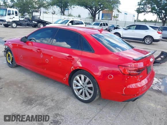 ✅ 2017 Audi A4 ultra Premium • VIN: WAUGMAF40HN061802 • Lot: 42914791. Listed on IAAI with 137,844 mi. Free auction sales archive from the USA and detailed vehicle history report at DreamBid. Image 3.