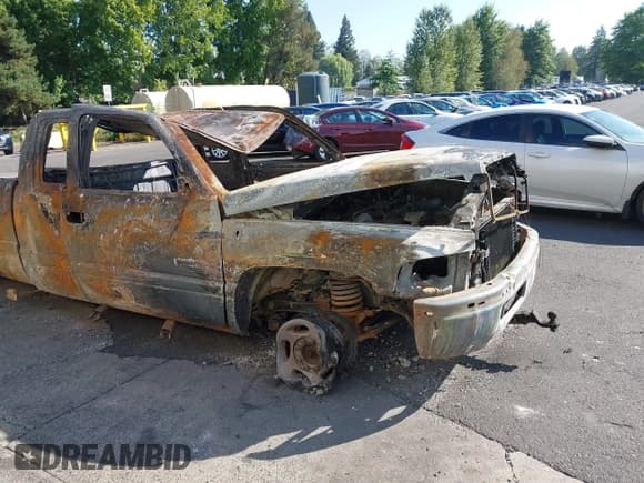 ✅ 2001 Dodge 2500 • VIN: 3B7KF23761G195420 • Lot: 43177900. Wystawiony na IAAI z przebiegiem Nie podano. Bezpłatny archiwum sprzedaży aukcyjnych z USA i szczegółowy raport historii pojazdu na DreamBid. Zdjęcie 15.