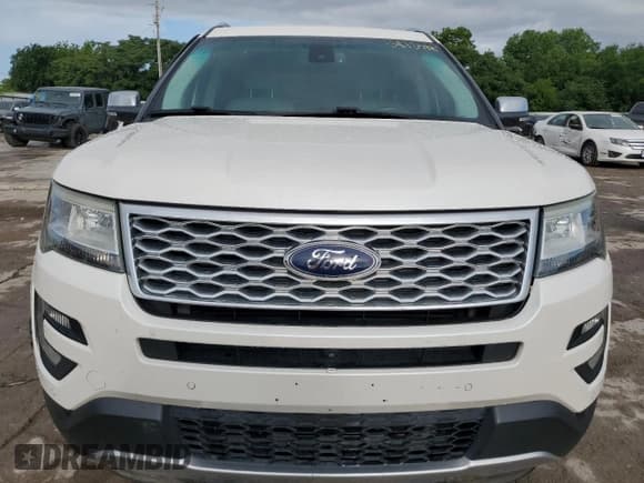 ✅ 2016 Ford Explorer Platinum • VIN: 1FM5K8HT3GGC30965 • Lot: 58735995. Listed on Copart with 105,703 mi. Free auction sales archive from the USA and detailed vehicle history report at DreamBid. Image 5.