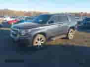 2018 Chevrolet Tahoe LT z VIN 1GNSKBKC7JR377564, wystawiony jako IAAI lot #43575752 z przebiegiem 153 789 mil mil oraz . Historia ofert i sprzedaży dostępna na DreamBid. Obrazek 2.