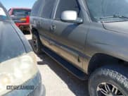 ✅ 2001 GMC Yukon SLT • VIN: 1GKEK13T11R164029 • Lot: 41518776. Listed on IAAI with 329,836 mi. Free auction sales archive from the USA and detailed vehicle history report at DreamBid. Image 6.