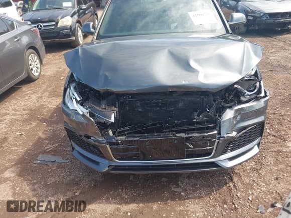 ✅ 2018 Audi Q3 Premium • VIN: WA1ECCFS0JR031442 • Lot: 42269770. Wystawiony na IAAI z przebiegiem 115 791 mil. Bezpłatny archiwum sprzedaży aukcyjnych z USA i szczegółowy raport historii pojazdu na DreamBid. Zdjęcie 12.