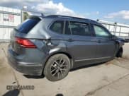 ✅ 2018 Volkswagen Tiguan SEL • VIN: 3VV3B7AX8JM022680 • Lot: 81814305. Listed on Copart with 34,930 mi. Free auction sales archive from the USA and detailed vehicle history report at DreamBid. Image 3.