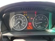 ✅ 2010 BMW 5 Series 550i • VIN: WBANW5C58ACT56136 • Lot: 82199915. Wystawiony na Copart z przebiegiem 116 580 mil. Bezpłatny archiwum sprzedaży aukcyjnych z USA i szczegółowy raport historii pojazdu na DreamBid. Zdjęcie 9.