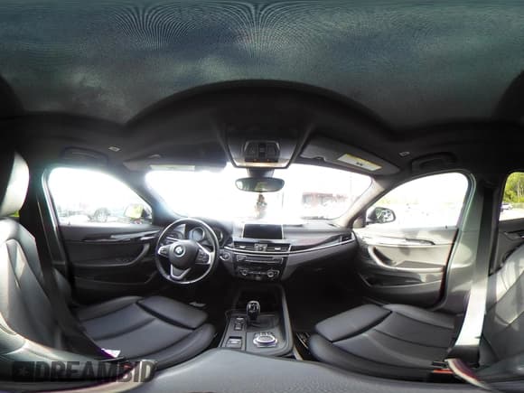 ✅ 2020 BMW X2 xDrive28i • VIN: WBXYJ1C03L5P80426 • Lot: 43544988. Wystawiony na IAAI z przebiegiem 36 564 mil. Bezpłatny archiwum sprzedaży aukcyjnych z USA i szczegółowy raport historii pojazdu na DreamBid. Zdjęcie 18.