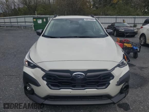✅ 2025 Subaru Crosstrek Premium • VIN: JF2GUHDC0S8297928 • Lot: 89513455. Listed on Copart with 2,314 mi. Free auction sales archive from the USA and detailed vehicle history report at DreamBid. Image 5.