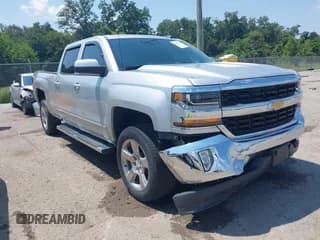 ✅ 2018 Chevrolet Silverado 1500 LT • VIN: 1GCUKREC6JF207333 • Лот: 43021175. Опубликован ранее на IAAI с пробегом 59 020 миль. Бесплатный доступ к архиву аукционных продаж из США и подробный отчёт об истории автомобиля на DreamBid. Изображение 1.