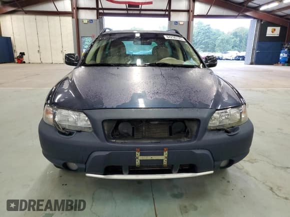 ✅ 2003 Volvo V70 XC70 • VIN: YV1SZ59H131104431 • Lot: 84236135. Wystawiony na Copart z przebiegiem 207 685 mil. Bezpłatny archiwum sprzedaży aukcyjnych z USA i szczegółowy raport historii pojazdu na DreamBid. Zdjęcie 5.