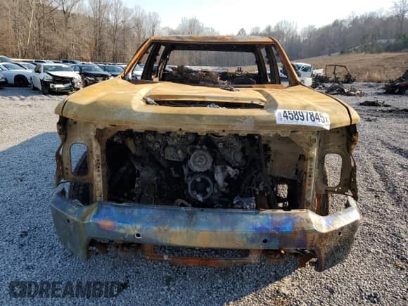 2021 Chevrolet Silverado 3500HD LT z VIN 1GC4YTEY1MF224939, wystawiony jako Copart lot #45897845 z przebiegiem Nie podano mil oraz Szkoda całkowita • Salvage title. Historia ofert i sprzedaży dostępna na DreamBid. Obrazek 5.