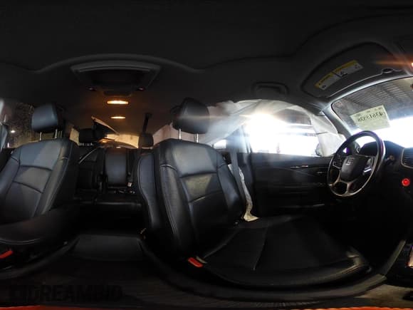 ✅ 2019 Honda Pilot Touring 8-Passenger • VIN: 5FNYF6H98KB024395 • Lot: 43615838. Listed on IAAI with 76,753 mi. Free auction sales archive from the USA and detailed vehicle history report at DreamBid. Image 19.