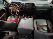 ✅ 2013 Chevrolet Silverado 2500HD LT • VIN: 1GC1KXC85DF133929 • Lot: 71409465. Wystawiony na Copart z przebiegiem 156 054 mil. Bezpłatny archiwum sprzedaży aukcyjnych z USA i szczegółowy raport historii pojazdu na DreamBid. Zdjęcie 8.