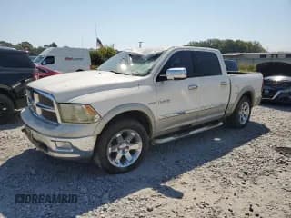 ✅ 2009 Dodge 1500 SLT • VIN: 1D3HV13T79S811061 • Lot: 80272595. Wystawiony na Copart z przebiegiem 306 175 mil. Bezpłatny archiwum sprzedaży aukcyjnych z USA i szczegółowy raport historii pojazdu na DreamBid. Zdjęcie 1.