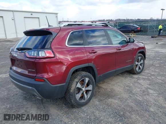✅ 2019 Jeep Cherokee Limited • VIN: 1C4PJMDN6KD146908 • Lot: 41593210. Wystawiony na IAAI z przebiegiem 118 671 mil. Bezpłatny archiwum sprzedaży aukcyjnych z USA i szczegółowy raport historii pojazdu na DreamBid. Zdjęcie 4.