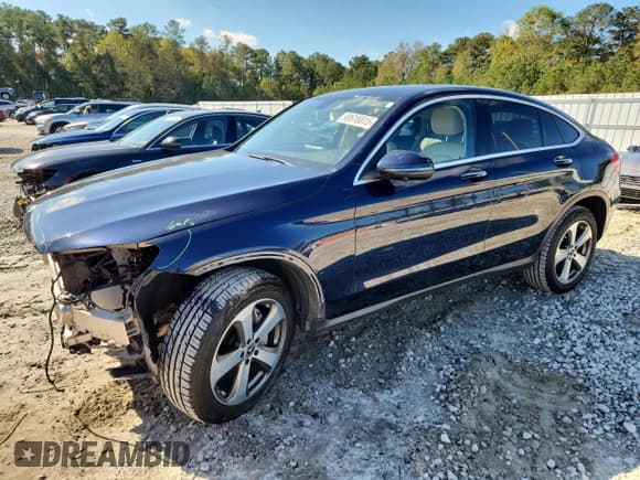✅ 2018 Mercedes-Benz GLC 300 • VIN: WDC0J4KB8JF339794 • Lot: 90618815. Listed on Copart with 106,522 mi. Free auction sales archive from the USA and detailed vehicle history report at DreamBid. Image 1.