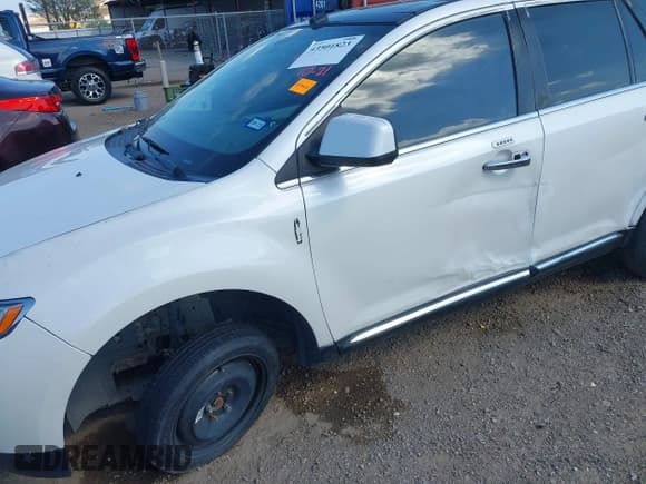 ✅ 2011 Lincoln MKX • VIN: 2LMDJ8JK6BBJ16012 • Lot: 43501823. Listed on IAAI with 136,644 mi. Free auction sales archive from the USA and detailed vehicle history report at DreamBid. Image 10.