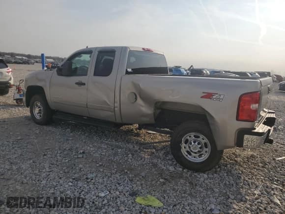 ✅ 2008 Chevrolet Silverado 2500HD 1LT • VIN: 1GCHK29K68E197574 • Lot: 52921025. Wystawiony na Copart z przebiegiem 105 066 mil. Bezpłatny archiwum sprzedaży aukcyjnych z USA i szczegółowy raport historii pojazdu na DreamBid. Zdjęcie 2.