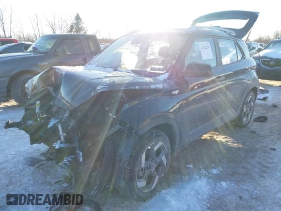 ✅ 2024 Hyundai Venue SEL • VIN: KMHRC8A38RU312638 • Lot: 41262239. Wystawiony na IAAI z przebiegiem 6 848 mil. Bezpłatny archiwum sprzedaży aukcyjnych z USA i szczegółowy raport historii pojazdu na DreamBid. Zdjęcie 2.