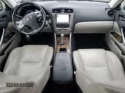 ✅ 2011 Lexus IS 350 • VIN: JTHCE5C24B5001553 • Lot: 63741925. Wystawiony na Copart z przebiegiem 154 419 mil. Bezpłatny archiwum sprzedaży aukcyjnych z USA i szczegółowy raport historii pojazdu na DreamBid. Zdjęcie 8.