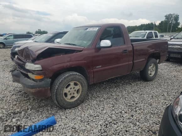 2002 Chevrolet Silverado 1500 LS with VIN 1GCEK14T22Z318257, listed as a Copart auction lot 64170975 with 136,890 mi miles and Clean title. Bid and sale history available at DreamBid. Image 1.