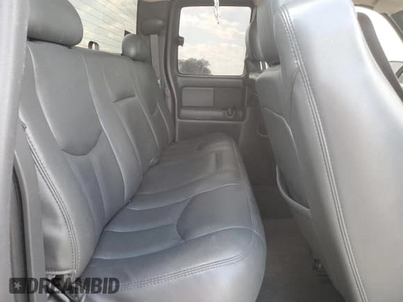 ✅ 2003 Chevrolet Silverado 1500 LS • VIN: 2GCEC19T331383554 • Лот: 77565984. Опубликован ранее на Copart с пробегом 190 245 миль. Бесплатный доступ к архиву аукционных продаж из США и подробный отчёт об истории автомобиля на DreamBid. Изображение 10.