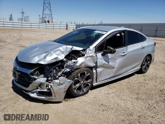 ✅ 2019 Chevrolet Cruze LT • VIN: 1G1BE5SM3K7138805 • Lot: 65439803. Listed on Copart with 76,827 mi. Free auction sales archive from the USA and detailed vehicle history report at DreamBid. Image 1.