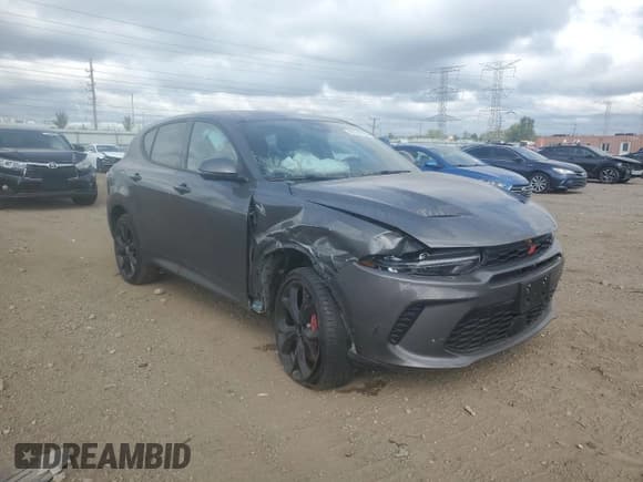 ✅ 2023 Dodge Hornet GT Plus • VIN: ZACNDFBNXP3A03943 • Lot: 81747155. Listed on Copart with 46,165 mi. Free auction sales archive from the USA and detailed vehicle history report at DreamBid. Image 4.