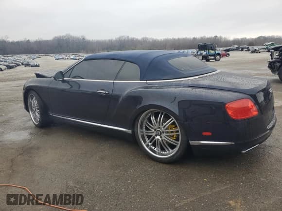 ✅ 2013 Bentley Continental GT • VIN: SCBGR3ZA3DC078314 • Lot: 43062685. Listed on Copart with 71,542 mi. Free auction sales archive from the USA and detailed vehicle history report at DreamBid. Image 2.