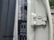 ✅ 2018 Jeep Renegade Latitude • VIN: ZACCJABBXJPG89698 • Lot: 81709715. Listed on Copart with 60,338 mi. Free auction sales archive from the USA and detailed vehicle history report at DreamBid. Image 13.