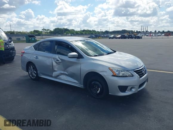 ✅ 2014 Nissan Sentra S • VIN: 3N1AB7AP1EY237776 • Lot: 43504663. Wystawiony na IAAI z przebiegiem 119 155 mil. Bezpłatny archiwum sprzedaży aukcyjnych z USA i szczegółowy raport historii pojazdu na DreamBid. Zdjęcie 1.