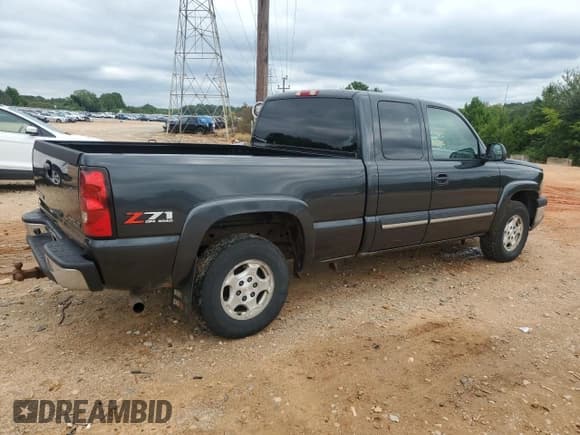 ✅ 2004 Chevrolet Silverado 1500 Z71 • VIN: 1GCEK19T84E201415 • Lot: 70085645. Listed on Copart with 117,798 mi. Free auction sales archive from the USA and detailed vehicle history report at DreamBid. Image 3.
