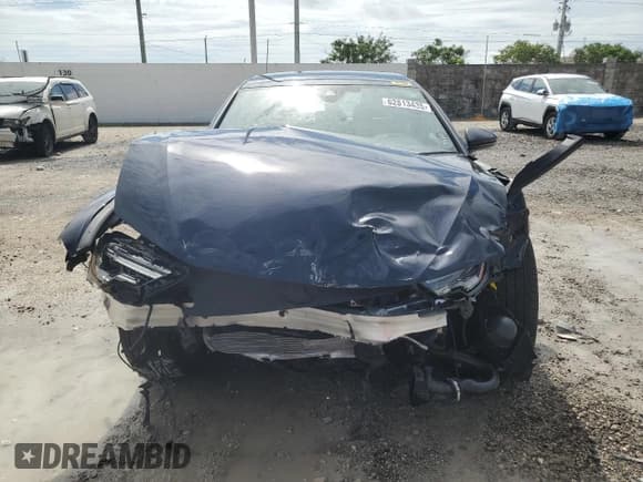 ✅ 2024 Audi A6 Premium Plus • VIN: WAUE3BF23RN033458 • Lot: 62813435. Wystawiony na Copart z przebiegiem 7 035 mil. Bezpłatny archiwum sprzedaży aukcyjnych z USA i szczegółowy raport historii pojazdu na DreamBid. Zdjęcie 5.