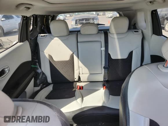 ✅ 2020 Jeep Compass Latitude • VIN: 3C4NJCBB7LT252659 • Lot: 86516745. Wystawiony na Copart z przebiegiem 38 982 mil. Bezpłatny archiwum sprzedaży aukcyjnych z USA i szczegółowy raport historii pojazdu na DreamBid. Zdjęcie 10.