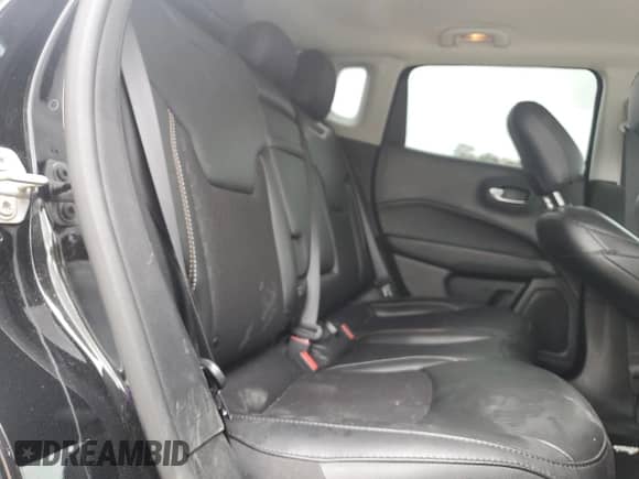 2019 Jeep Compass Latitude с VIN 3C4NJDBB9KT647351, выставлен на аукционе Copart как лот 85496025 с пробегом 46 840 миль миль и Списание • Salvage title. История ставок и продаж доступна на DreamBid. Изображение 11.