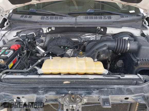 ✅ 2016 Ford F-150 XLT • VIN: 1FTEW1C88GKF86232 • Лот: 42405142. Опубликован ранее на IAAI с пробегом 264 135 миль. Бесплатный доступ к архиву аукционных продаж из США и подробный отчёт об истории автомобиля на DreamBid. Изображение 10.