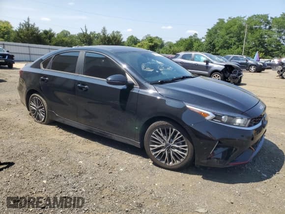 ✅ 2022 Kia Forte GT-Line • VIN: 3KPF54AD7NE504869 • Lot: 69150025. Wystawiony na Copart z przebiegiem 69 901 mil. Bezpłatny archiwum sprzedaży aukcyjnych z USA i szczegółowy raport historii pojazdu na DreamBid. Zdjęcie 4.
