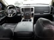 ✅ 2015 Ram 1500 Laramie • VIN: 1C6RR7JT6FS597643 • Lot: 66528465. Wystawiony na Copart z przebiegiem 123 607 mil. Bezpłatny archiwum sprzedaży aukcyjnych z USA i szczegółowy raport historii pojazdu na DreamBid. Zdjęcie 8.