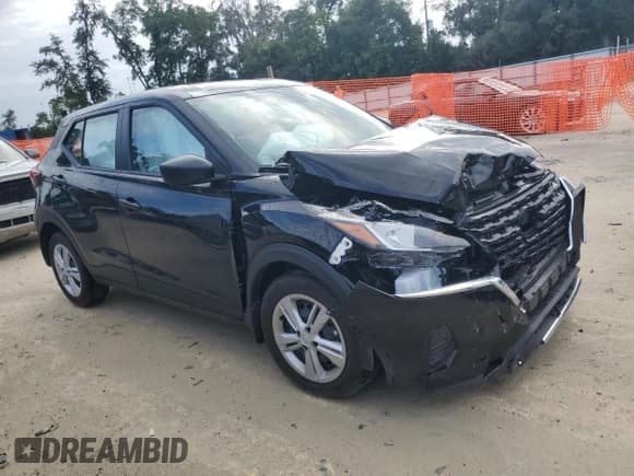 ✅ 2025 Nissan Kicks Play S • VIN: 3N1CP5BV9SL480644 • Lot: 62888025. Listed on Copart with 2,960 mi. Free auction sales archive from the USA and detailed vehicle history report at DreamBid. Image 4.