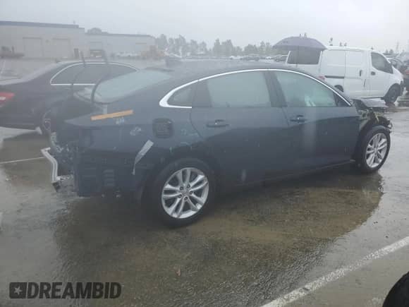 2017 Chevrolet Malibu LT z VIN 1G1ZE5ST8HF181332, wystawiony jako Copart lot #82423335 z przebiegiem 82 880 mil mil oraz Szkoda całkowita • Salvage title. Historia ofert i sprzedaży dostępna na DreamBid. Obrazek 3.