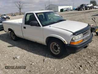 2003 Chevrolet S-10 z VIN 1GCCS14XX38134413, wystawiony jako Copart lot #79037484 z przebiegiem 78 283 mil mil oraz Czysty tytuł • Clean title. Historia ofert i sprzedaży dostępna na DreamBid. Obrazek 4.