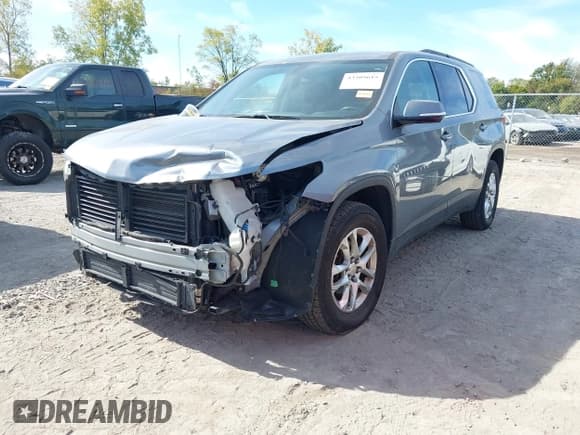 ✅ 2019 Chevrolet Traverse LT Cloth • VIN: 1GNERGKW4KJ220025 • Lot: 43309615. Wystawiony na IAAI z przebiegiem 149 148 mil. Bezpłatny archiwum sprzedaży aukcyjnych z USA i szczegółowy raport historii pojazdu na DreamBid. Zdjęcie 2.